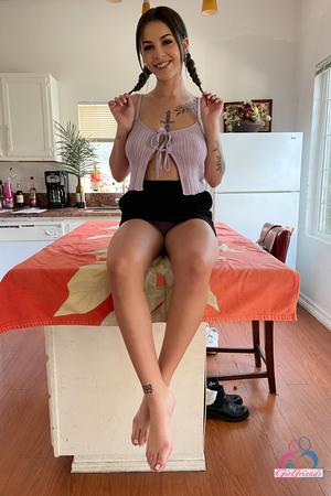 Original 2000 px/ 3000 px