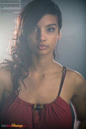 Original 683 px/ 1024 px