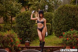 Original 2999 px/ 2000 px