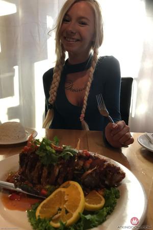 Original 2000 px/ 3000 px