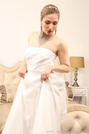 Original 1365 px/ 2048 px