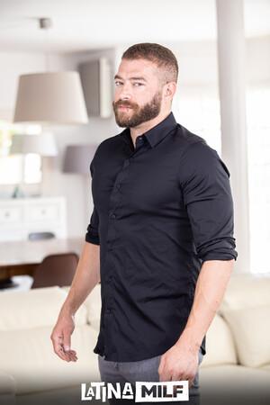 Original 2560 px/ 3840 px