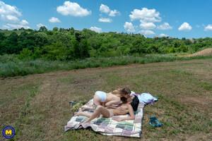 Original 2560 px/ 1707 px