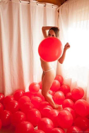 Original 1280 px/ 1920 px