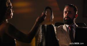 Original 4096 px/ 2160 px