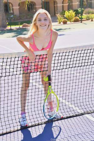 Original 852 px/ 1280 px