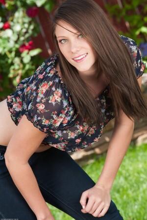 Original 682 px/ 1024 px