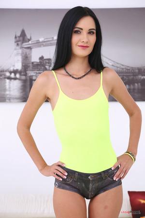 Original 1728 px/ 2592 px