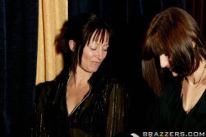 Original 900 px/ 599 px