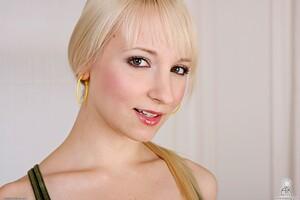 Original 1600 px/ 1067 px