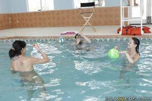 Original 900 px/ 600 px