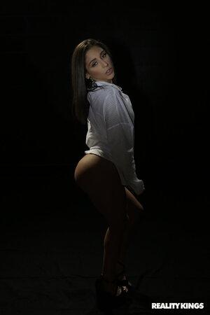 Original 2000 px/ 3000 px