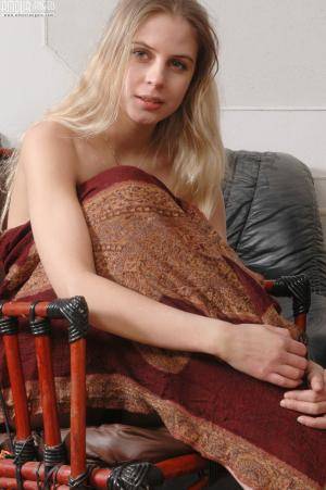 Original 2000 px/ 3008 px