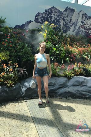 Original 2000 px/ 3000 px