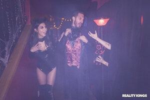 Original 3000 px/ 2000 px