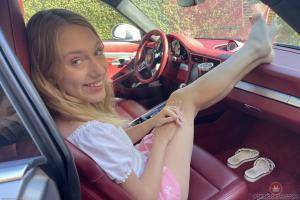 Original 3000 px/ 2000 px