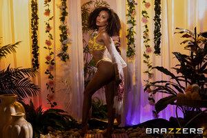 Original 2999 px/ 2000 px