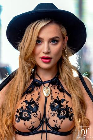 Original 2400 px/ 3598 px