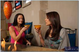 Original 850 px/ 571 px