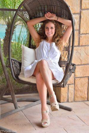 Original 852 px/ 1280 px