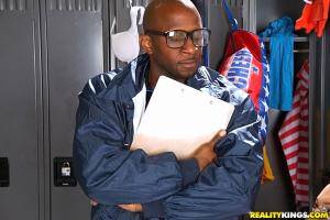 Original 3840 px/ 2560 px