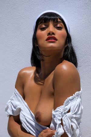 Original 1365 px/ 2048 px