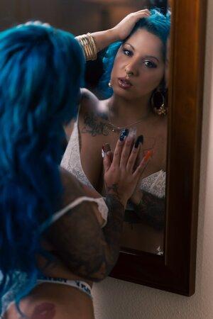 Original 1366 px/ 2048 px