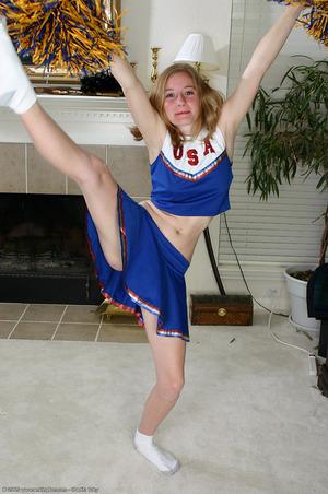 Original 680 px/ 1024 px