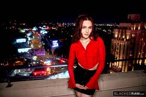 Original 2999 px/ 2000 px