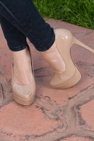 Original 682 px/ 1024 px