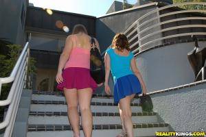 Original 765 px/ 512 px