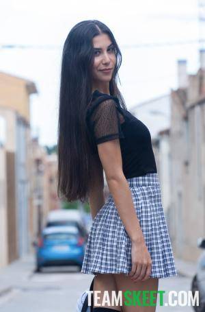 Original 1067 px/ 1620 px