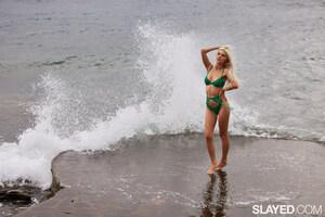 Original 2998 px/ 2000 px