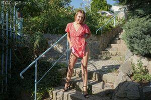 Original 2250 px/ 1500 px