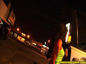 Original 900 px/ 675 px