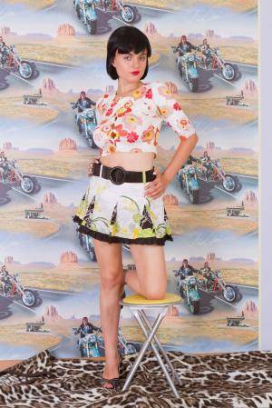 Original 854 px/ 1280 px