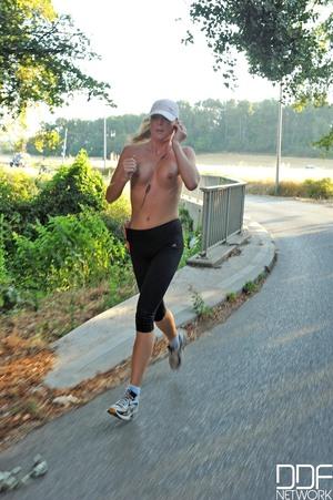 Original 1331 px/ 2000 px