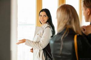 Original 2048 px/ 1358 px