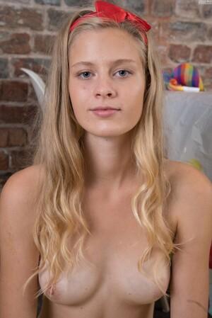 Original 534 px/ 800 px