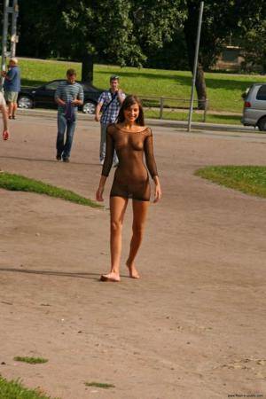 Original 640 px/ 960 px