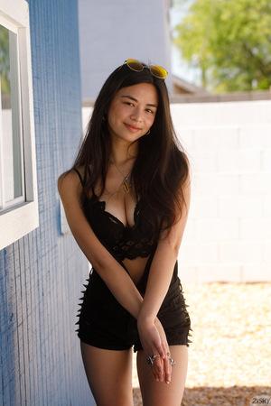 Original 1280 px/ 1920 px