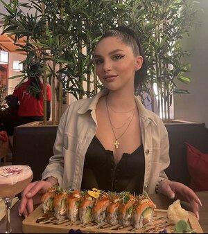 Original 1283 px/ 1446 px