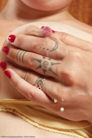 Original 684 px/ 1024 px