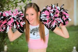 Original 1600 px/ 1065 px