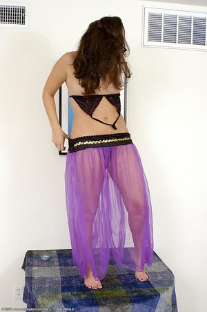 Original 680 px/ 1024 px