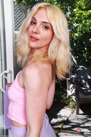 #AmKingdom - Amber Maddie