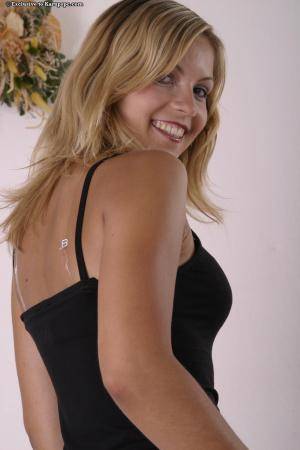 Original 682 px/ 1024 px