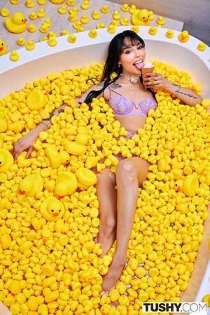 Original 2000 px/ 2999 px