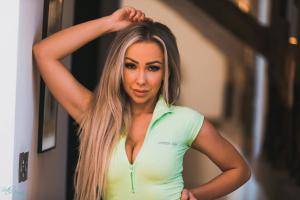 Original 4500 px/ 3000 px