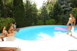 Original 2495 px/ 1663 px